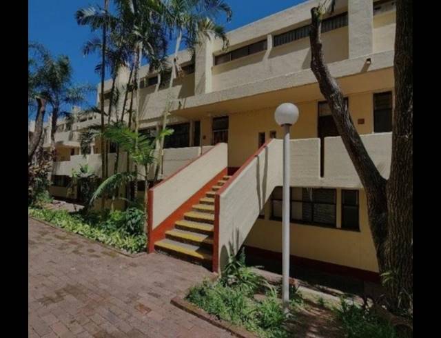 2 BEDROOM TOWNHOUSE FOR SALE IN PARADISE VALLEY